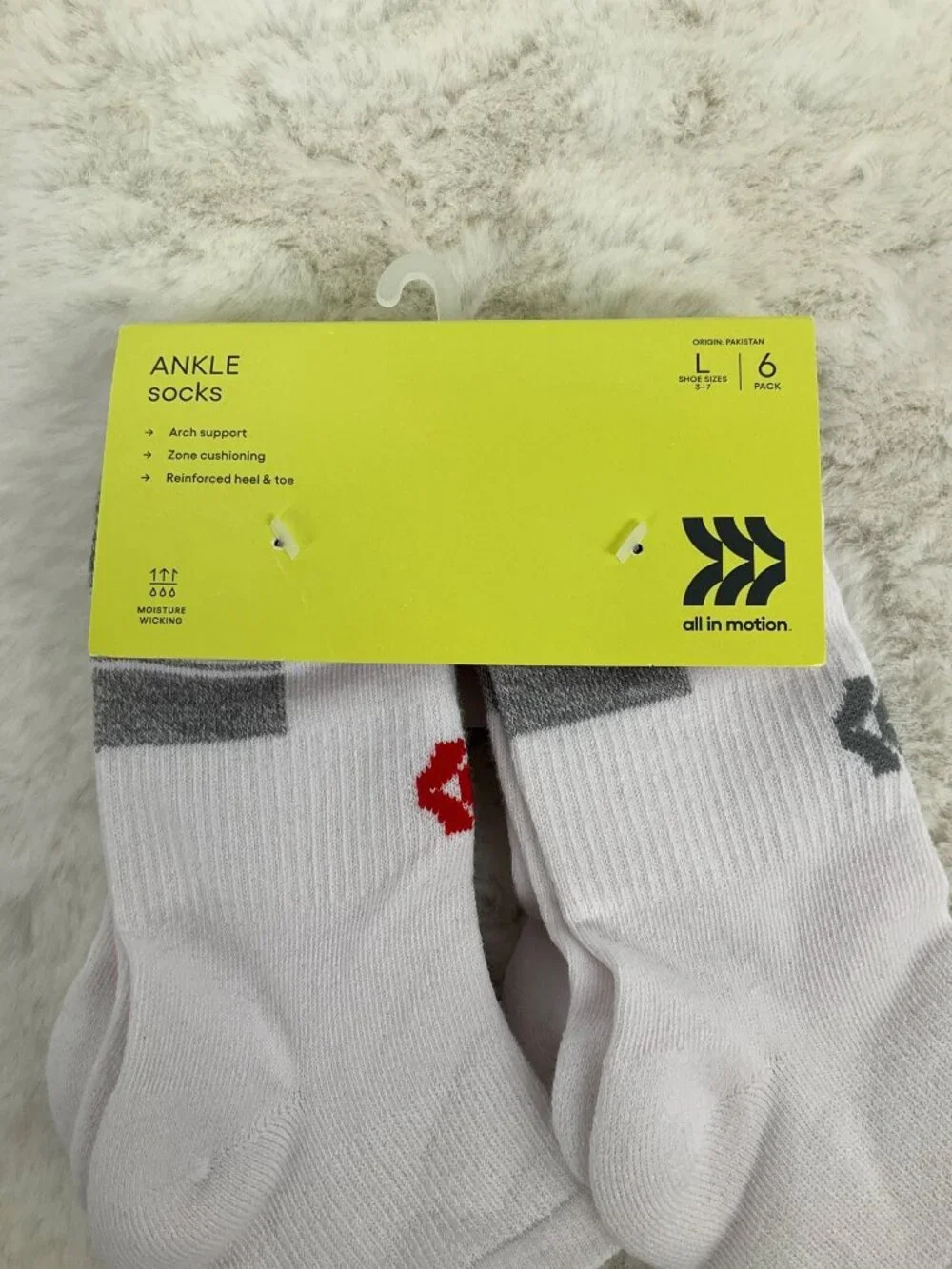 All in Motion Boys' Ankle Socks 6 pk size Large shoe size 3-7 White NEW